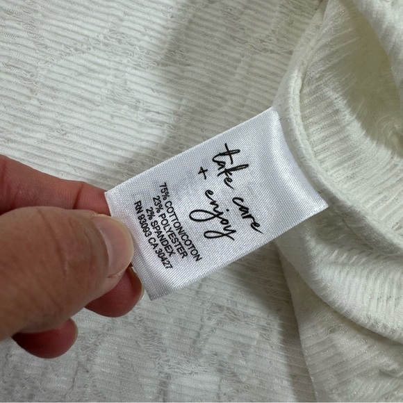 Nic And Zoe Plus Size Petal Lace Top White Size 2X Shirt - Picture 3 of 6